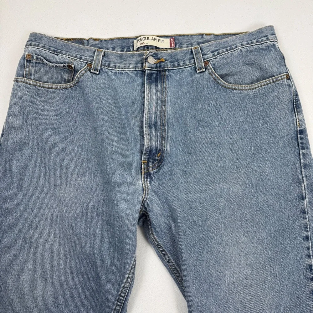 Levis 505 Regular Fit Jeans Mens 40x30 Medium‎ Wash Blue Straight Leg Denim